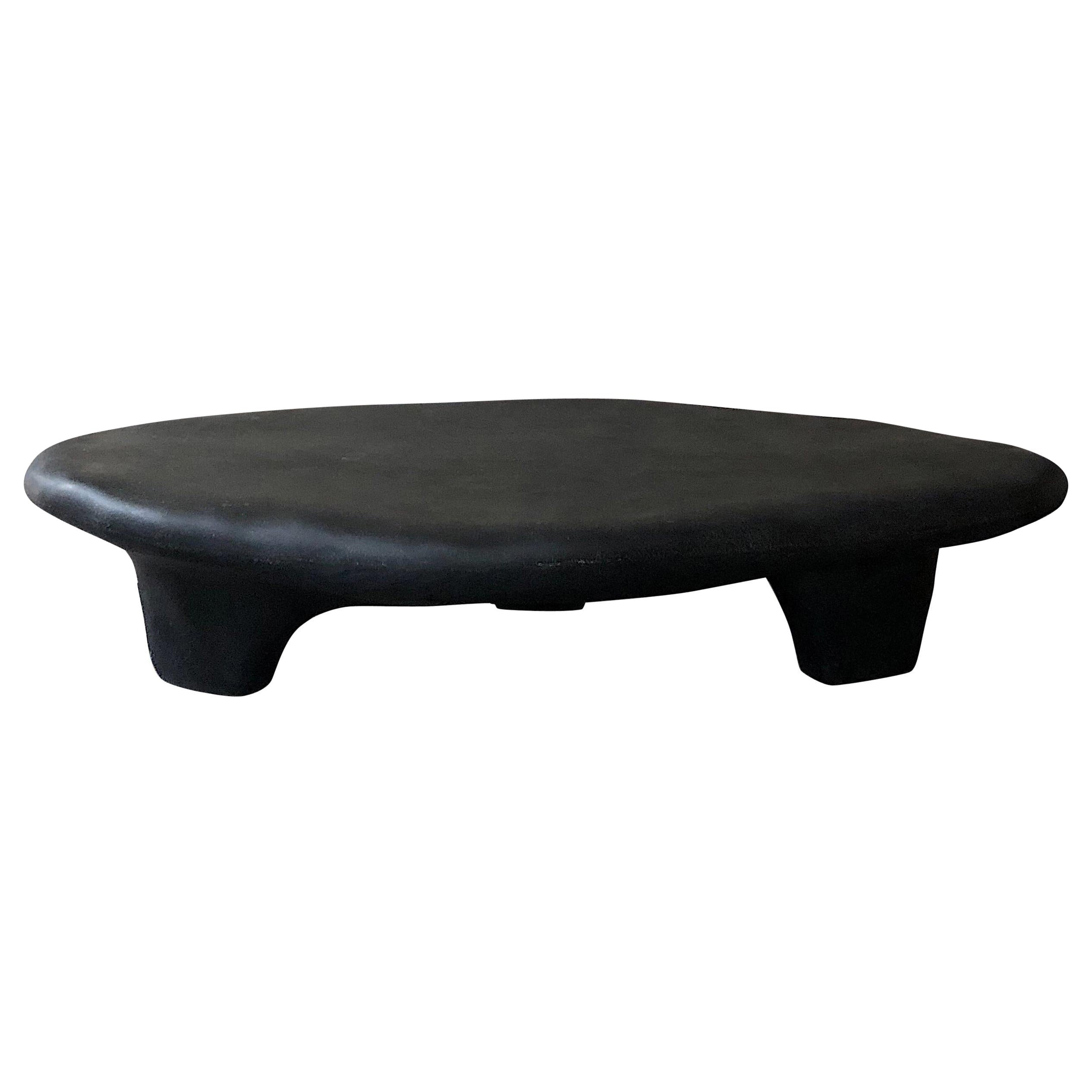 https://a.1stdibscdn.com/small-tripod-coffee-table-by-kar-for-sale/f_12192/f_429472621735574851042/27313202_datamatics.jpg