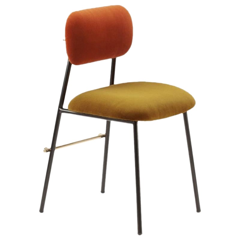 https://a.1stdibscdn.com/contemporary-classic-chair-miami-in-com-with-brass-details-for-sale/1121189/f_274125021669816222560/27412502_datamatics.jpg
