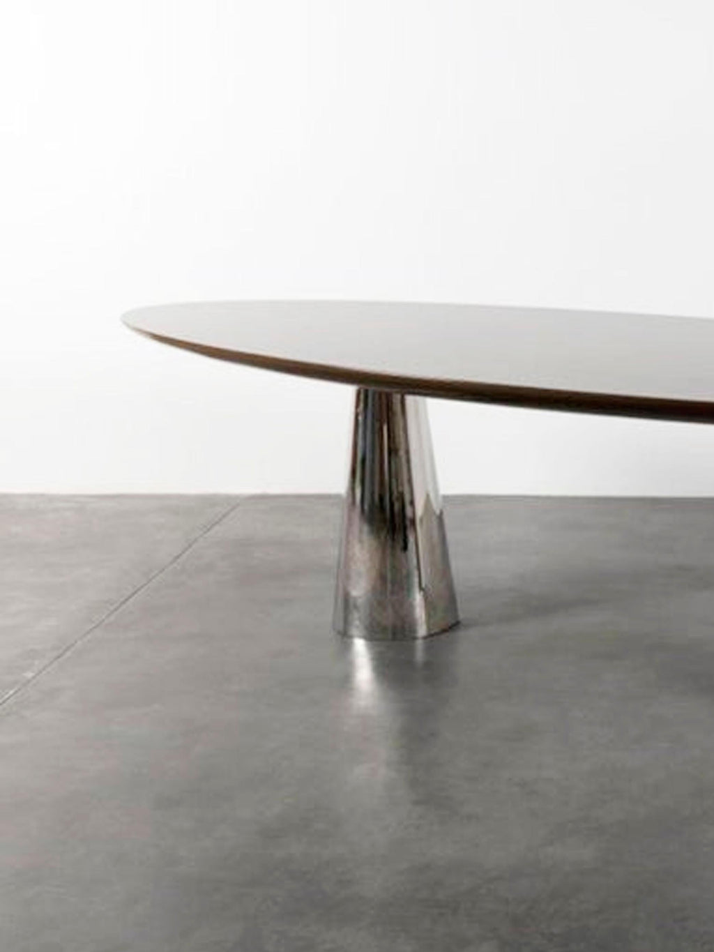 https://a.1stdibscdn.com/riva-dining-table-in-rosewood-high-gloss-grey-lacquer-and-polished-stainless-for-sale-picture-5/f_50421/f_376593921754985561067/274_master.jpg