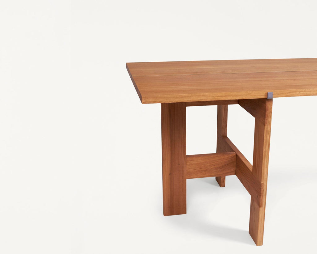 https://a.1stdibscdn.com/frama-wooden-scandinavian-design-rectangular-table-farmhouse-table-planks-l220-for-sale-picture-4/f_36781/f_259466821669816392047/2788_46b2f69afa_frama_farmhouse_table_rectangular_packshot_5_original_master.jpg