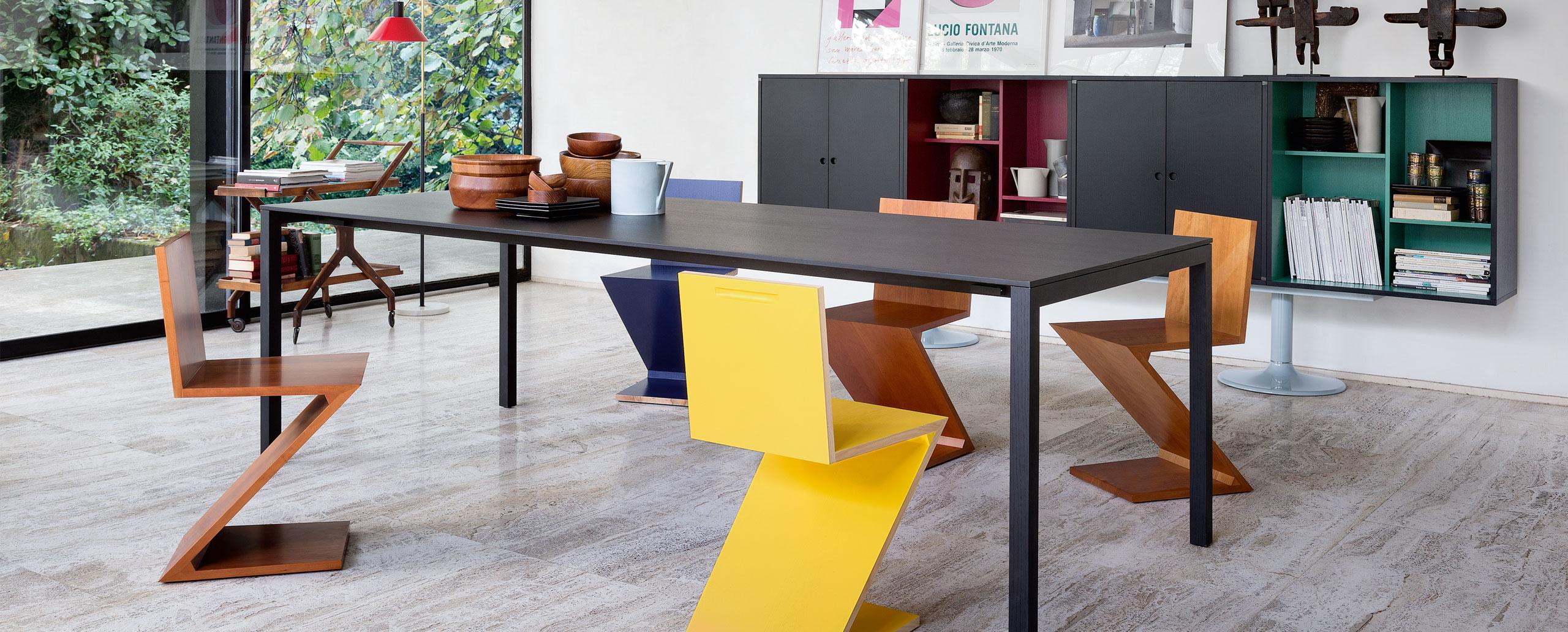 https://a.1stdibscdn.com/set-of-two-zig-zag-chair-by-gerrit-thomas-rietveld-for-cassina-for-sale-picture-6/f_14272/f_278123521647423665899/280_zig_zag_1_master.jpg