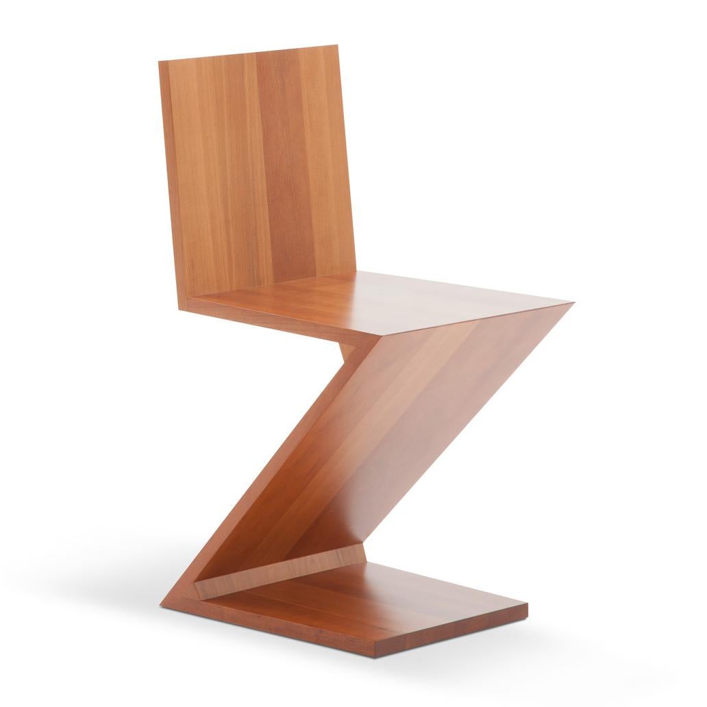 https://a.1stdibscdn.com/gerrit-thomas-rietveld-zig-zag-chair-by-cassina-for-sale-picture-2/f_14272/f_295358521657619615021/280_zig_zag_9_copia_master.jpg