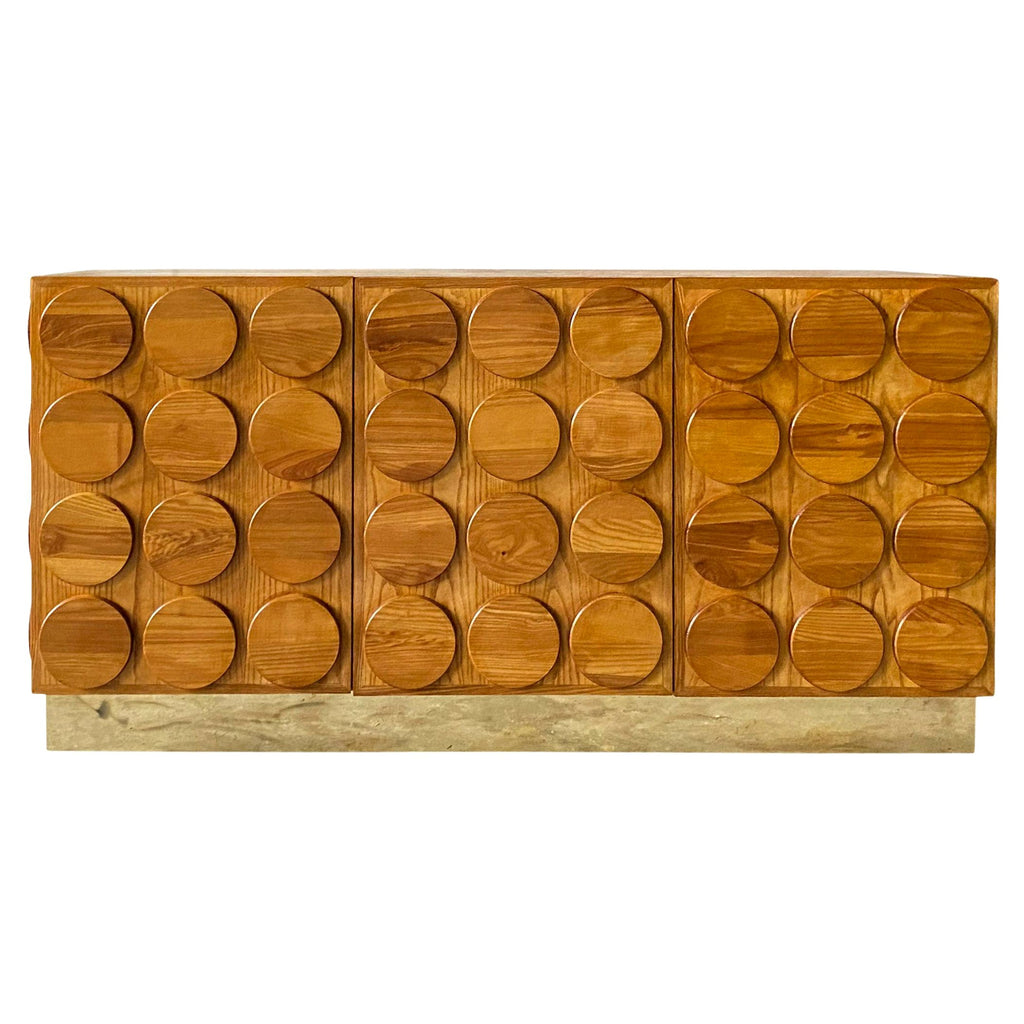 https://a.1stdibscdn.com/contemporary-italian-sideboard-with-brass-base-for-sale/1121189/f_296216421658238123745/29621642_datamatics.jpg