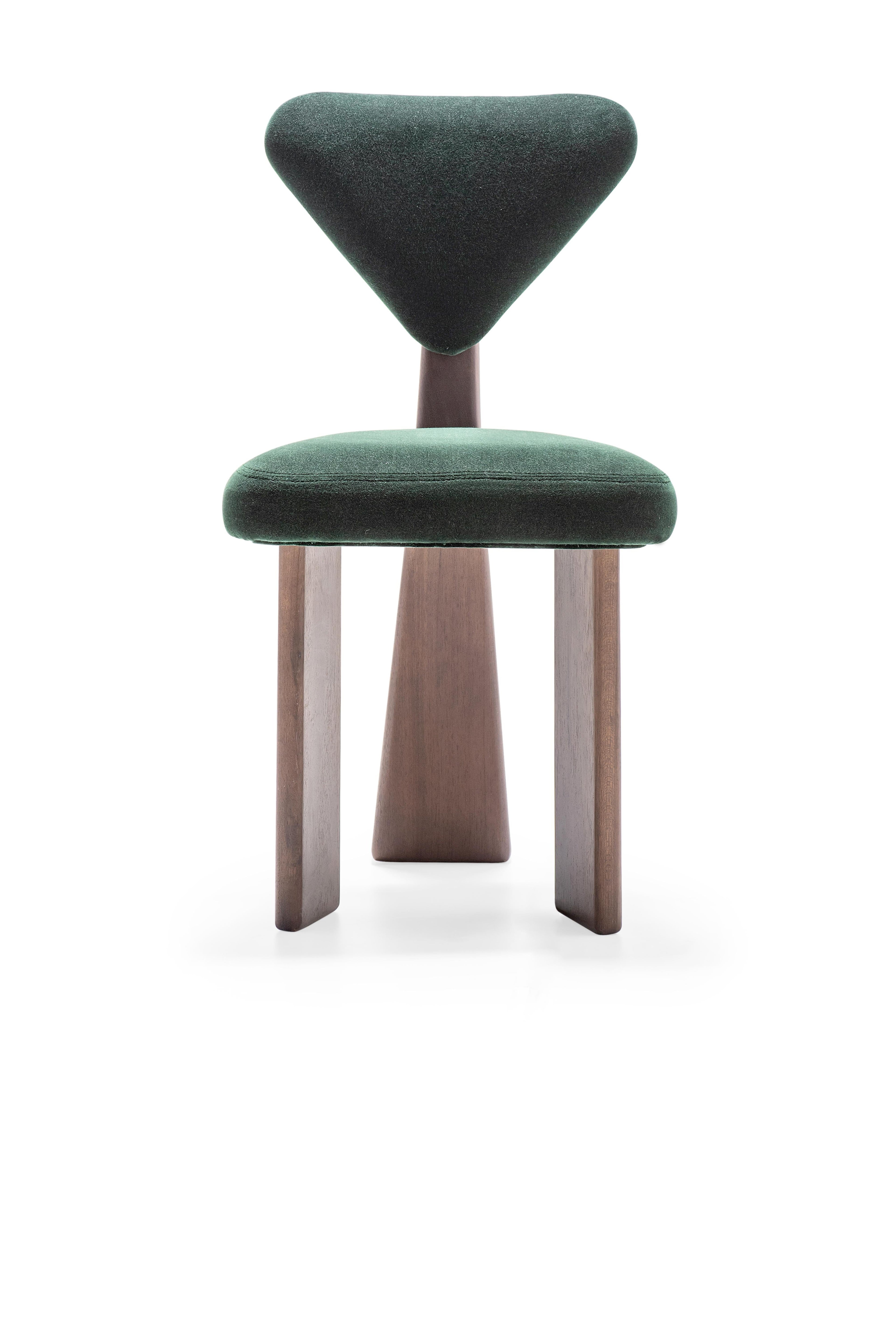 https://a.1stdibscdn.com/contemporary-dining-chair-in-solid-brazilian-walnut-wood-by-juliana-vasconcellos-for-sale-picture-3/f_39861/f_132919321547215904820/_2CF7454_master.jpg