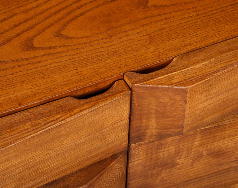 https://a.1stdibscdn.com/italian-contemporary-carved-oak-two-door-cabinet-for-sale-picture-14/f_14332/f_388928921710765059917/2P6A5428_master.jpg?width=768