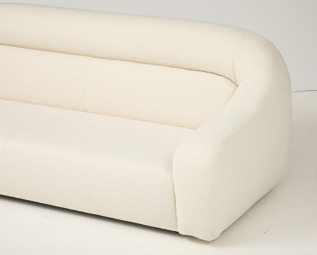 https://a.1stdibscdn.com/sofa-in-the-style-of-george-bighinello-for-eurosalotto-in-ivory-boucle-italy-for-sale-picture-4/f_8874/f_452337621748536466243/2P6A6285_master.jpg