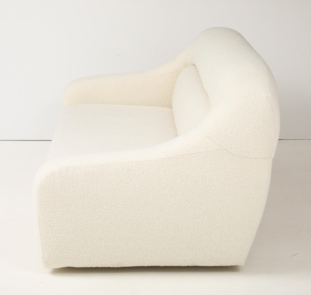 https://a.1stdibscdn.com/sofa-in-the-style-of-george-bighinello-for-eurosalotto-in-ivory-boucle-italy-for-sale-picture-5/f_8874/f_452337621748536465567/2P6A6286_master.jpg