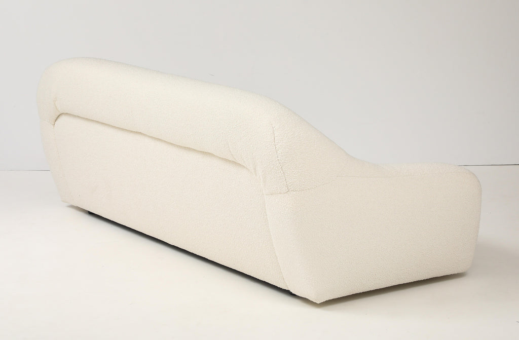 https://a.1stdibscdn.com/sofa-in-the-style-of-george-bighinello-for-eurosalotto-in-ivory-boucle-italy-for-sale-picture-8/f_8874/f_452337621748536869872/2P6A6289b_master.jpg