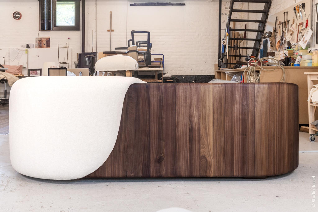 https://a.1stdibscdn.com/ecume-sofa-by-guillaume-chevalier-for-sale-picture-2/f_12192/f_423606721731951349412/2_Ecume_sofa_Guillaume_Chevalier_web__master.jpg