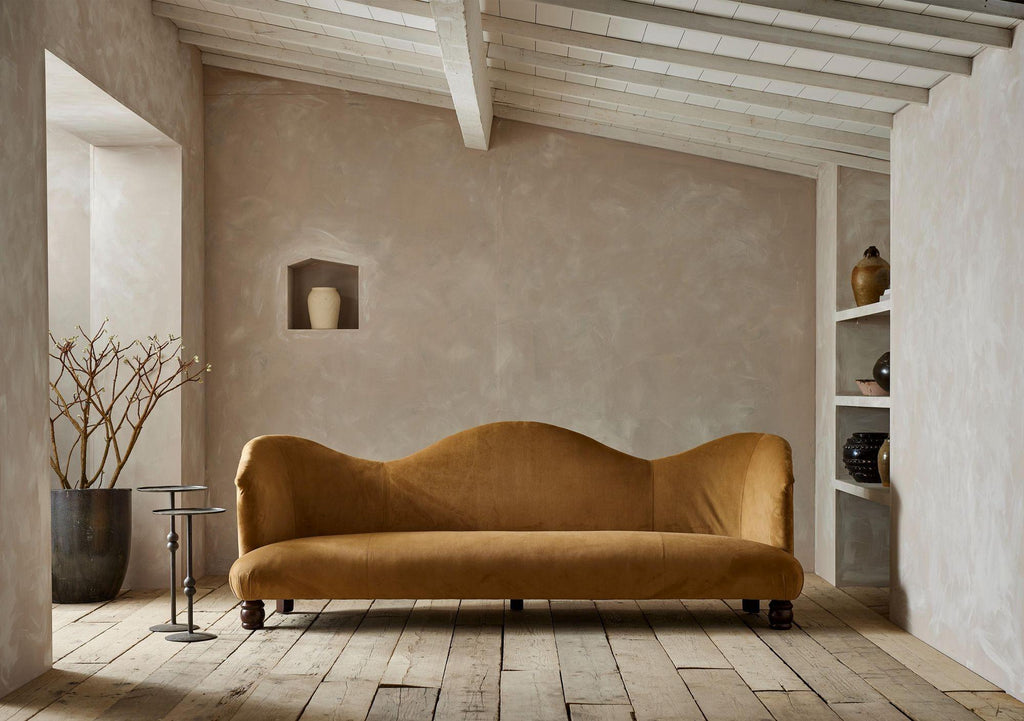 https://a.1stdibscdn.com/the-jaipur-sofa-for-sale-picture-3/f_68092/f_365481121709674354787/2_Tallboy0199_master.jpeg