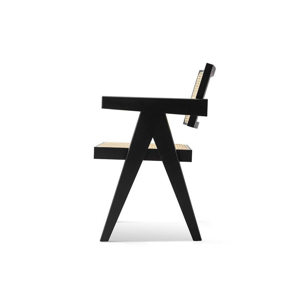 https://a.1stdibscdn.com/set-of-two-pierre-jeanneret-051-capitol-complex-office-chair-by-cassina-for-sale-picture-4/f_14272/f_327398321676283665904/2_cassina_capitol_complex_office_chair_hommage_o_pierre_jeanneret_cassina_rd_master.jpg