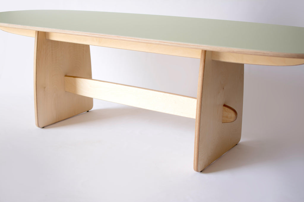 https://a.1stdibscdn.com/woodbine-dining-table-in-baltic-birch-and-natural-linoleum-for-sale-picture-2/f_80612/f_341473321683301755837/2_master.jpg