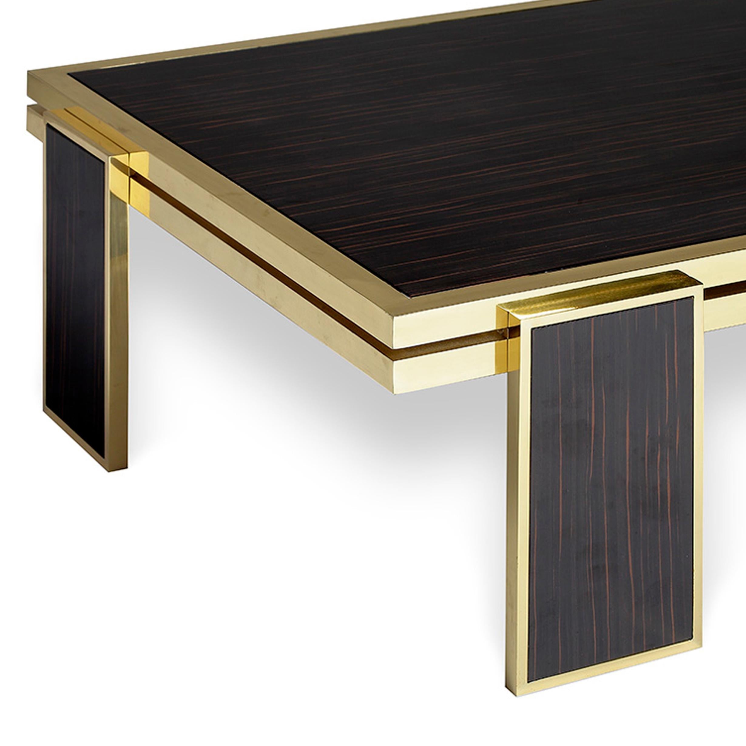 https://a.1stdibscdn.com/james-coffee-table-by-duistt-for-sale-picture-3/f_12192/f_396491621715289050077/2_master.jpg