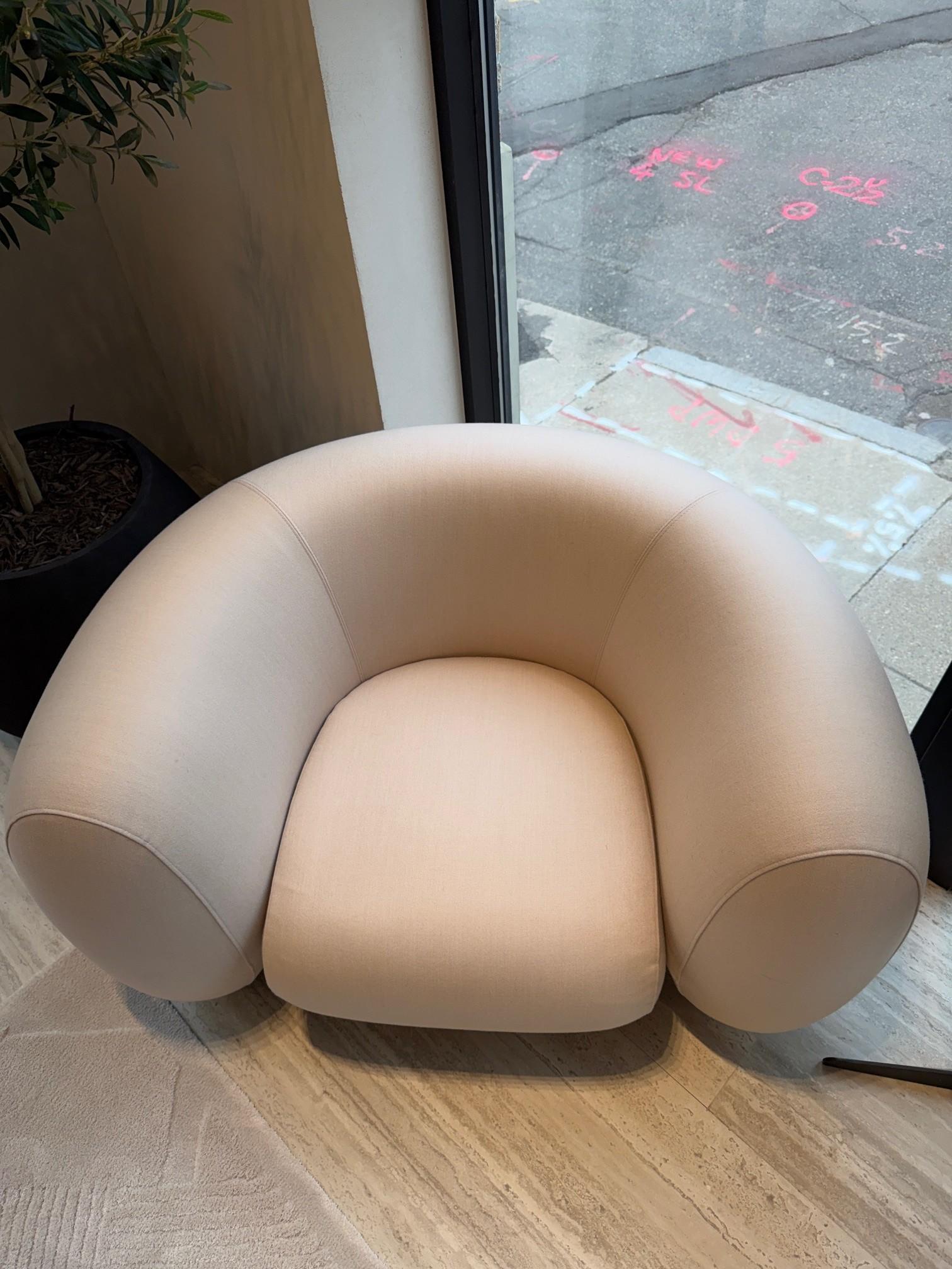 https://a.1stdibscdn.com/moltenic-cinnamon-lounge-chair-for-sale-picture-2/f_27783/f_493118921774037432991/2_master.jpg