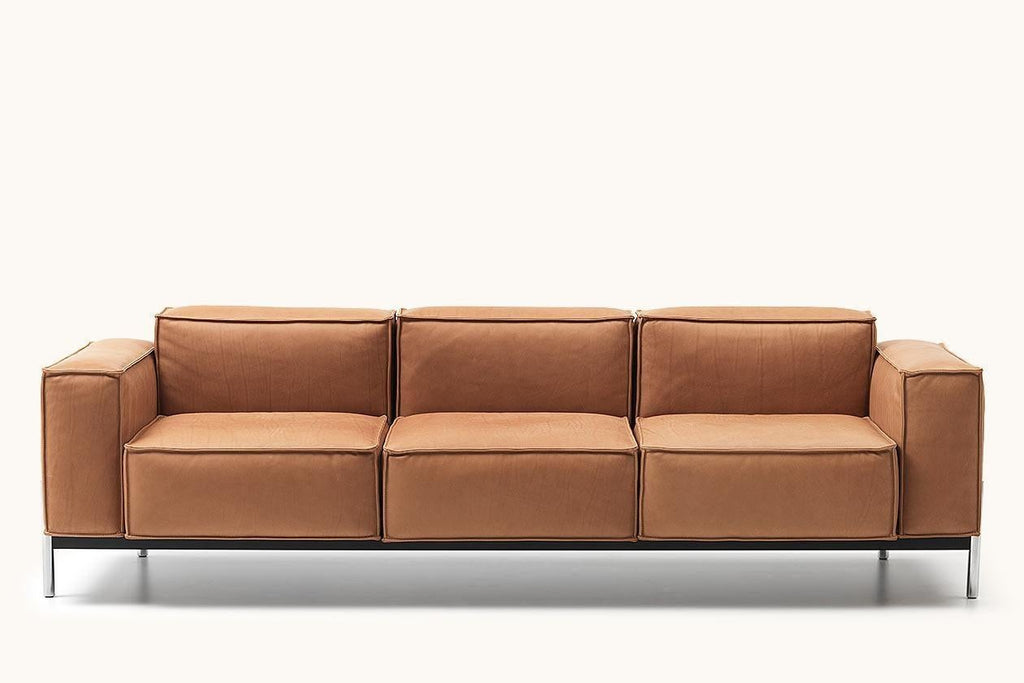 https://a.1stdibscdn.com/de-sede-ds-21-three-seat-sofa-in-hazel-upholstery-by-stephan-hurlemann-for-sale-picture-2/22569652/f_324451021674808562147/2_master.jpg