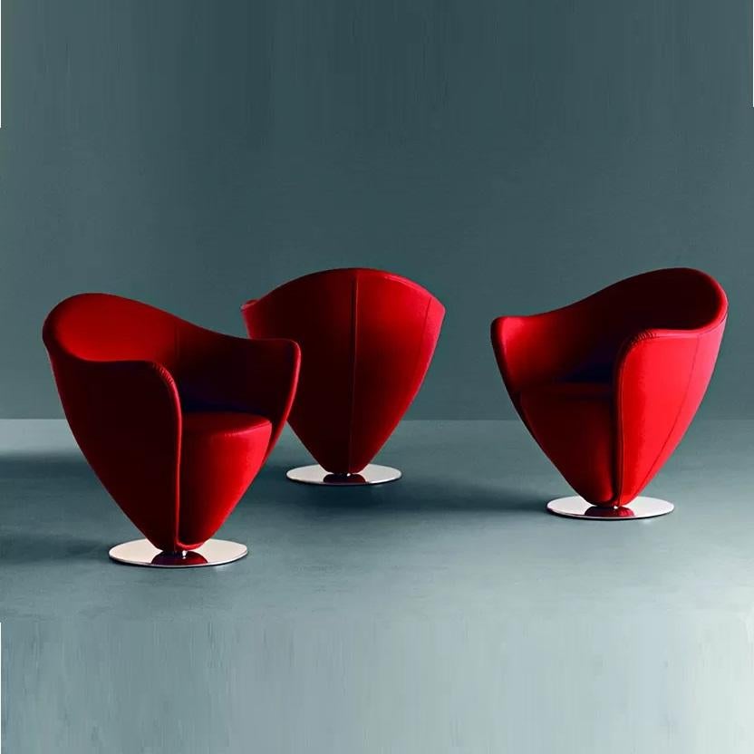 https://a.1stdibscdn.com/contemporary-swivel-armchair-with-curved-lines-and-metal-base-for-sale-picture-6/f_27693/f_434749621738680713666/2_master.jpg