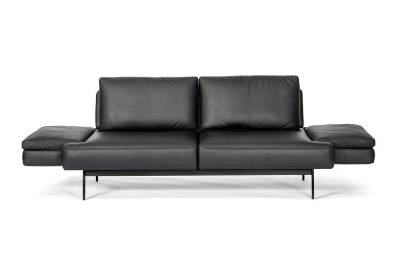https://a.1stdibscdn.com/de-sede-ds-747-23-multifunctional-sofa-in-black-leather-seat-and-back-upholstery-for-sale-picture-2/22569652/f_324478421674816914362/2_master.jpg?width=768