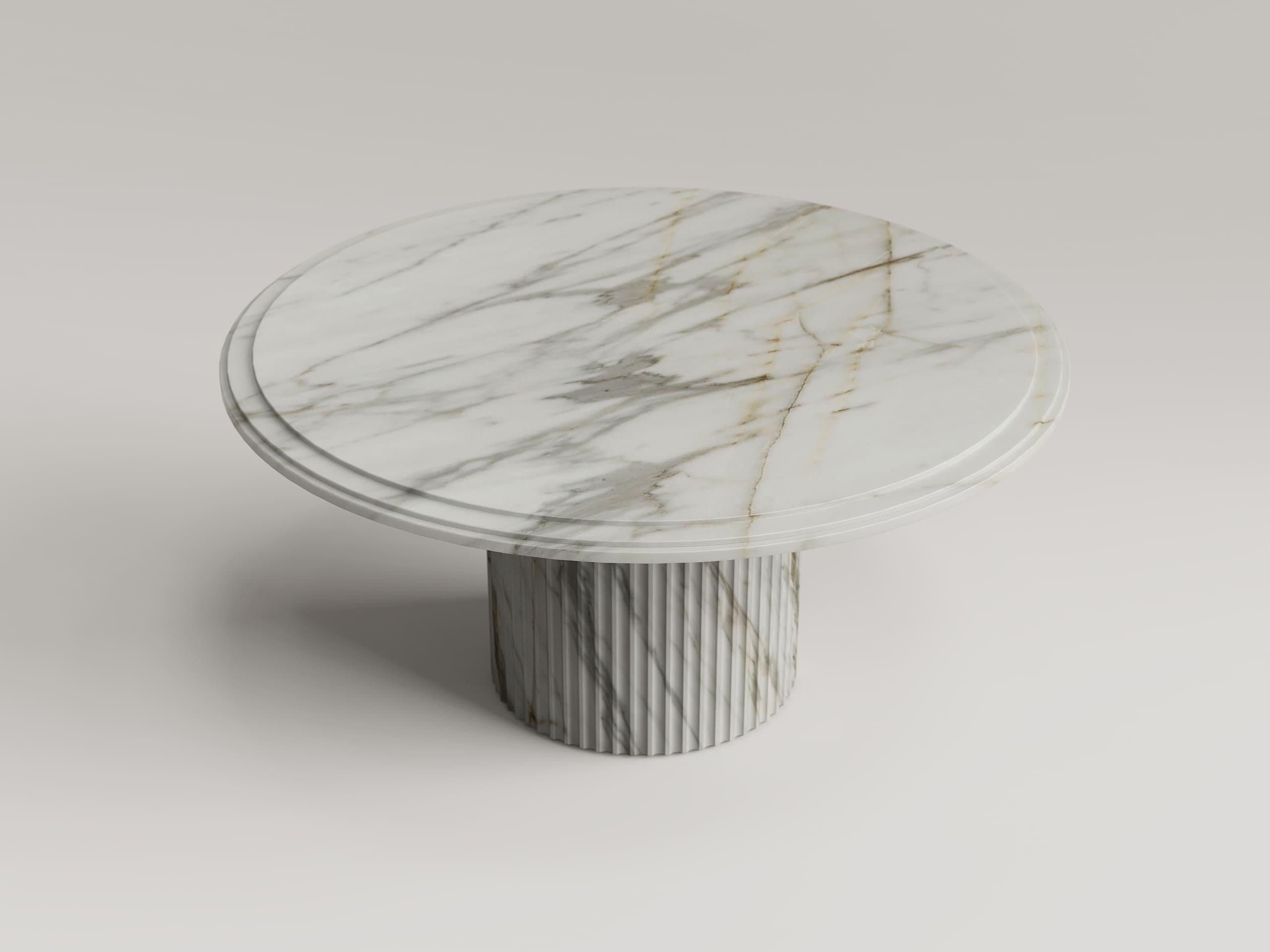 https://a.1stdibscdn.com/aura-round-classical-dining-table-in-calacatta-marble-for-sale-picture-2/f_86472/f_464848321756724651036/2_master.jpg
