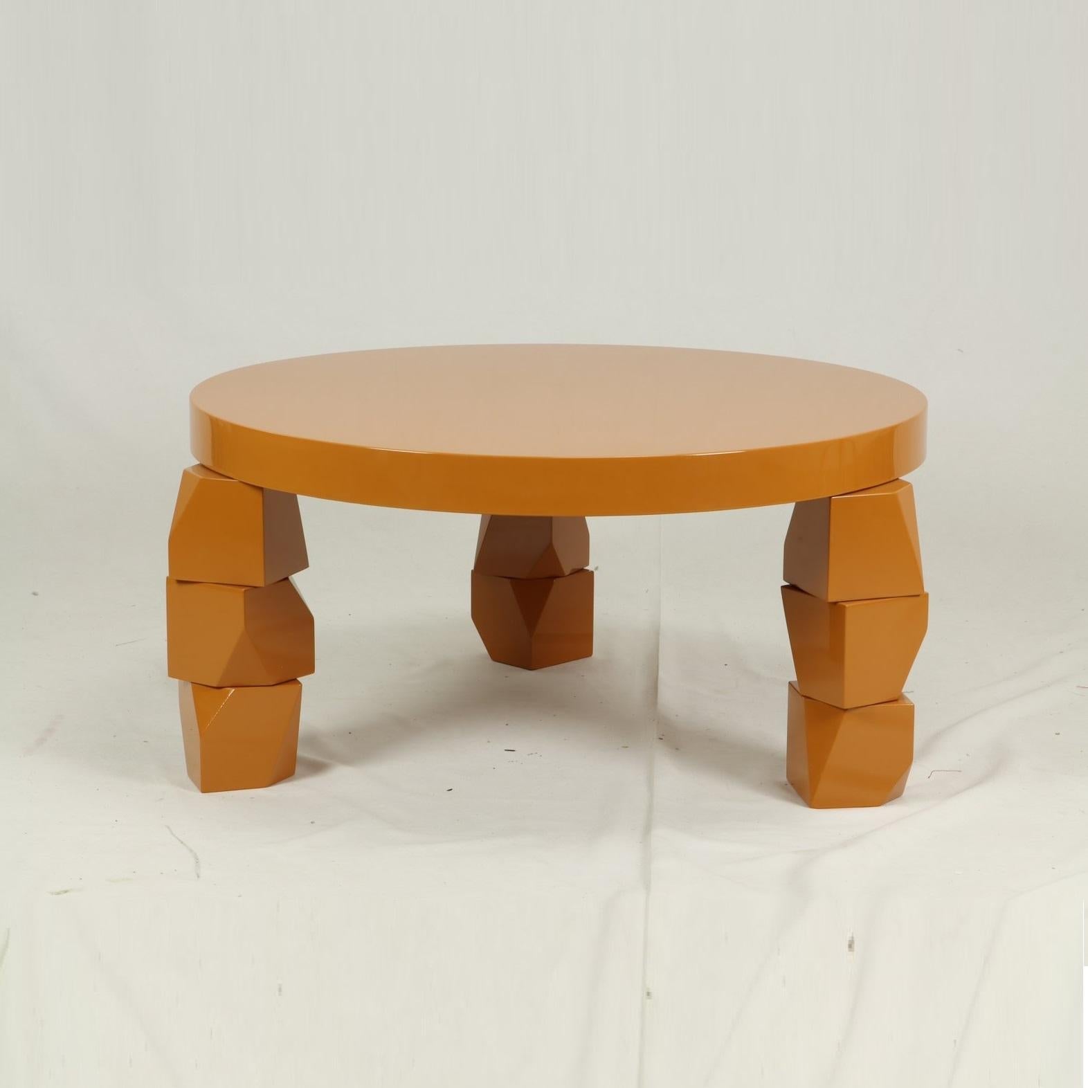 https://a.1stdibscdn.com/contemporary-monolithic-sculptural-coffee-table-lacquered-polished-by-hand-for-sale-picture-4/f_27693/f_463399121755672040147/2_master.JPG