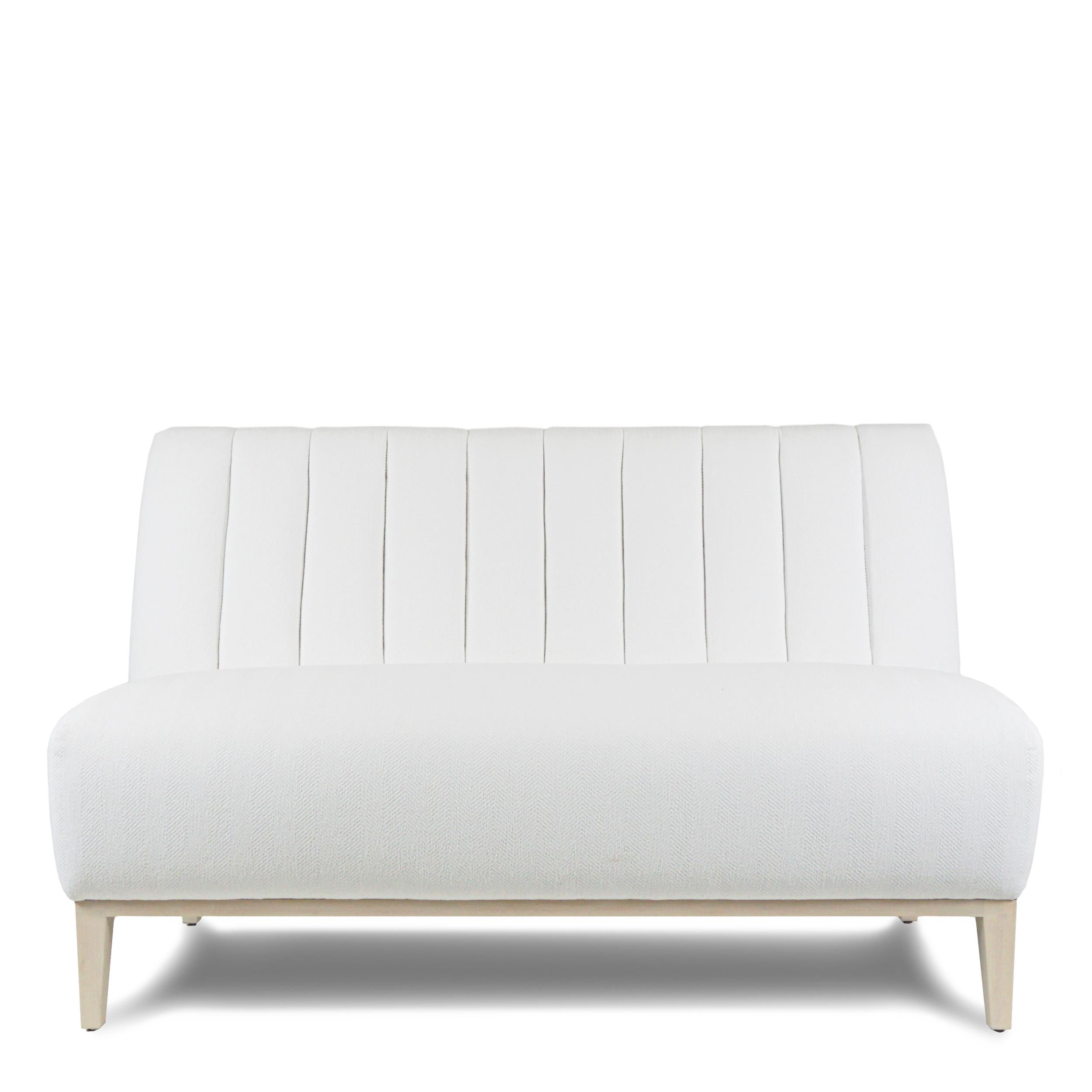 https://a.1stdibscdn.com/channel-tufted-banquette-sofa-for-sale-picture-2/f_21233/1612543675711/2_master.jpg