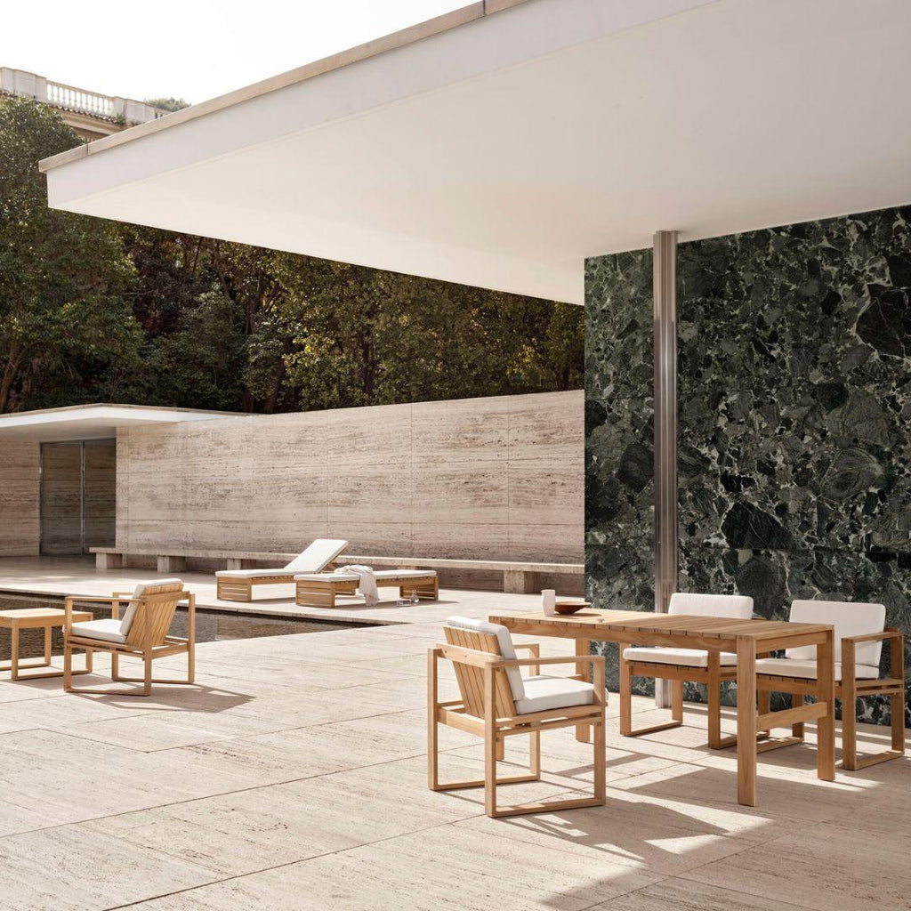 https://a.1stdibscdn.com/bodil-kjaer-outdoor-bk11-lounge-chair-in-teak-for-carl-hansen-son-for-sale-picture-9/f_14472/f_358333721692814592034/2_master.jpg