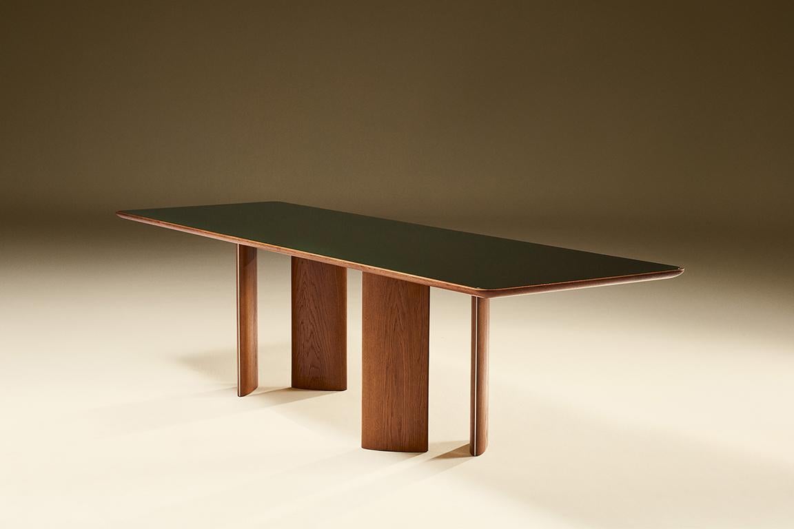 https://a.1stdibscdn.com/lacquered-glass-and-honey-oak-wood-dining-table-by-tatjana-von-stein-france-for-sale-picture-7/f_89372/f_357037721692014120315/2_master.jpg