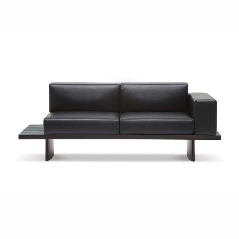 https://a.1stdibscdn.com/charlotte-perriand-refolo-modular-sofa-wood-and-black-leather-by-cassina-for-sale-picture-10/f_14272/f_284298421651142834171/2_master.jpg?width=768