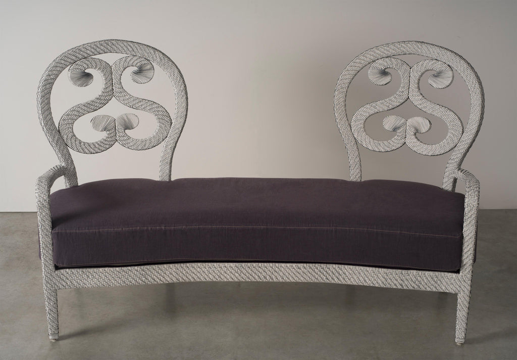 https://a.1stdibscdn.com/21st-century-home-collection-white-braided-leather-sofa-by-patrizia-garganti-for-sale-picture-2/f_54672/f_341023621683104853403/2_master.jpg