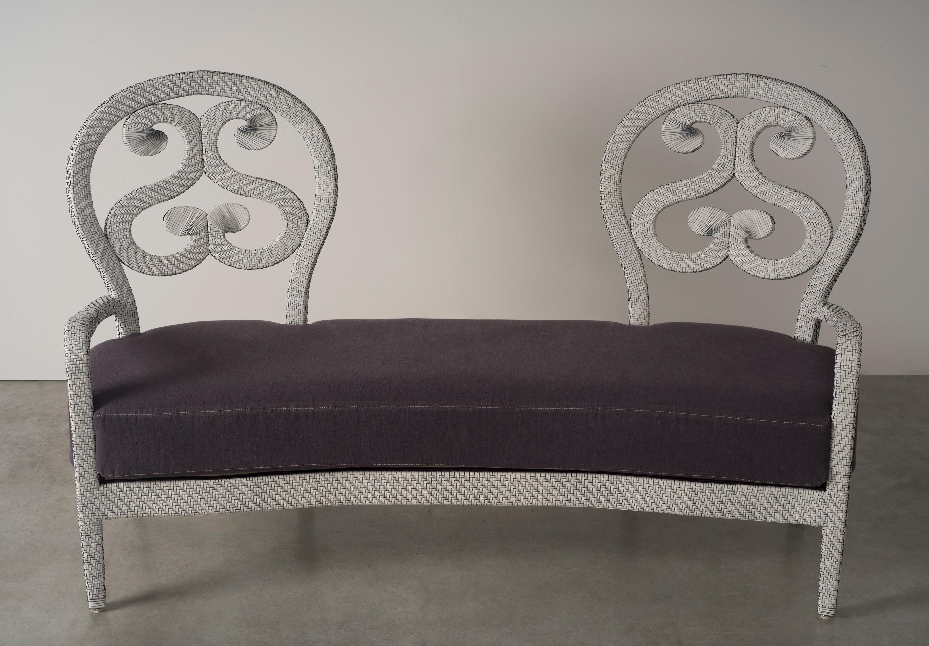 https://a.1stdibscdn.com/21st-century-home-collection-white-braided-leather-sofa-by-patrizia-garganti-for-sale-picture-2/f_54672/f_341023621683104853403/2_master.jpg