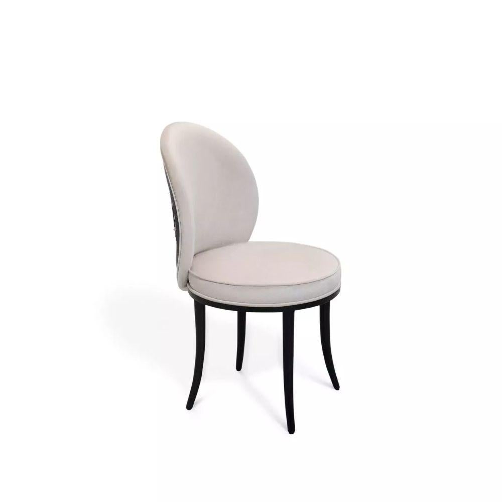 https://a.1stdibscdn.com/merveille-folie-feather-back-dining-chair-for-sale-picture-2/f_74772/f_424907821732703018559/2_master.jpg