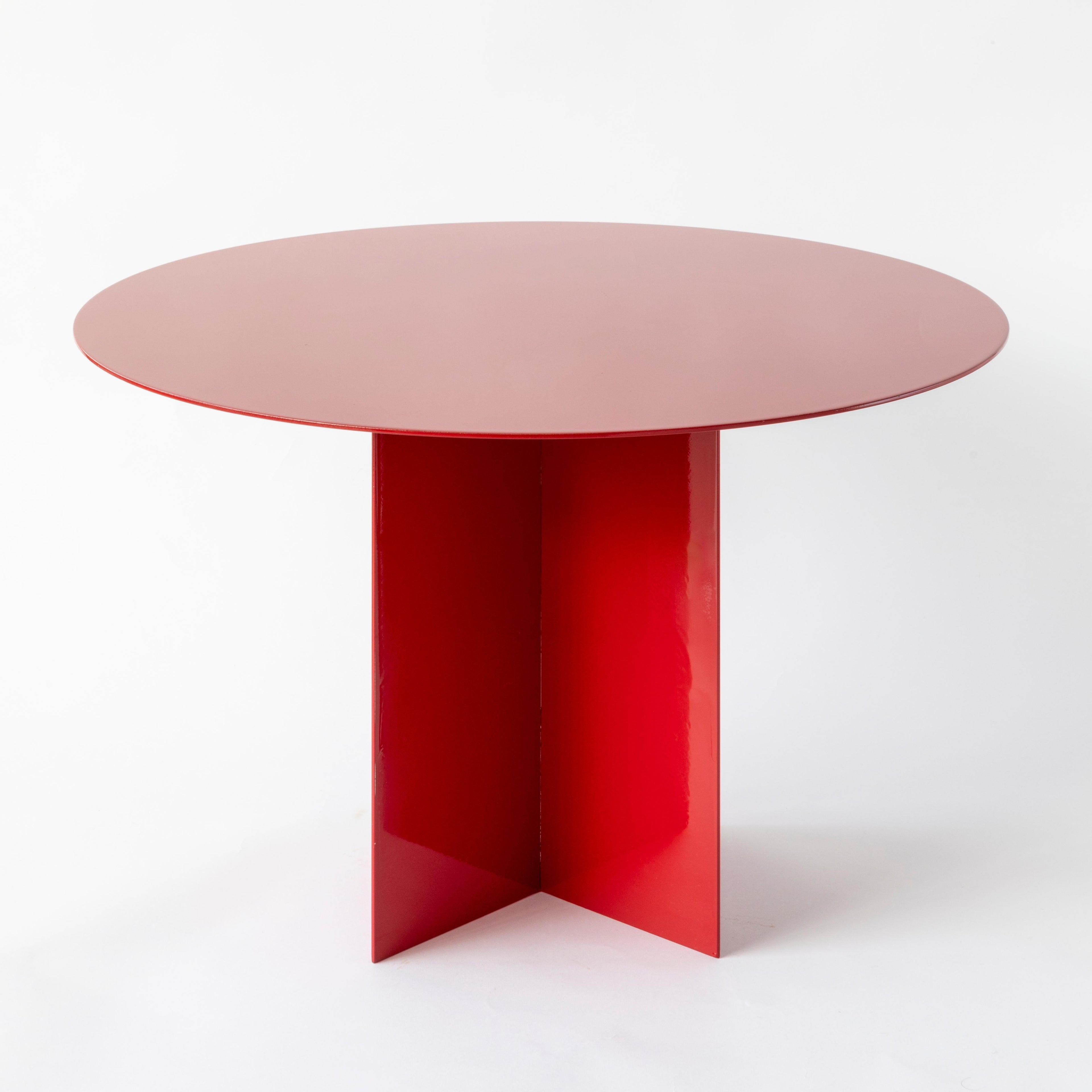 https://a.1stdibscdn.com/across-round-coffee-table-lacquered-red-any-colors-available-for-sale-picture-5/f_20243/f_321521921673367607481/2me0515_master.jpg