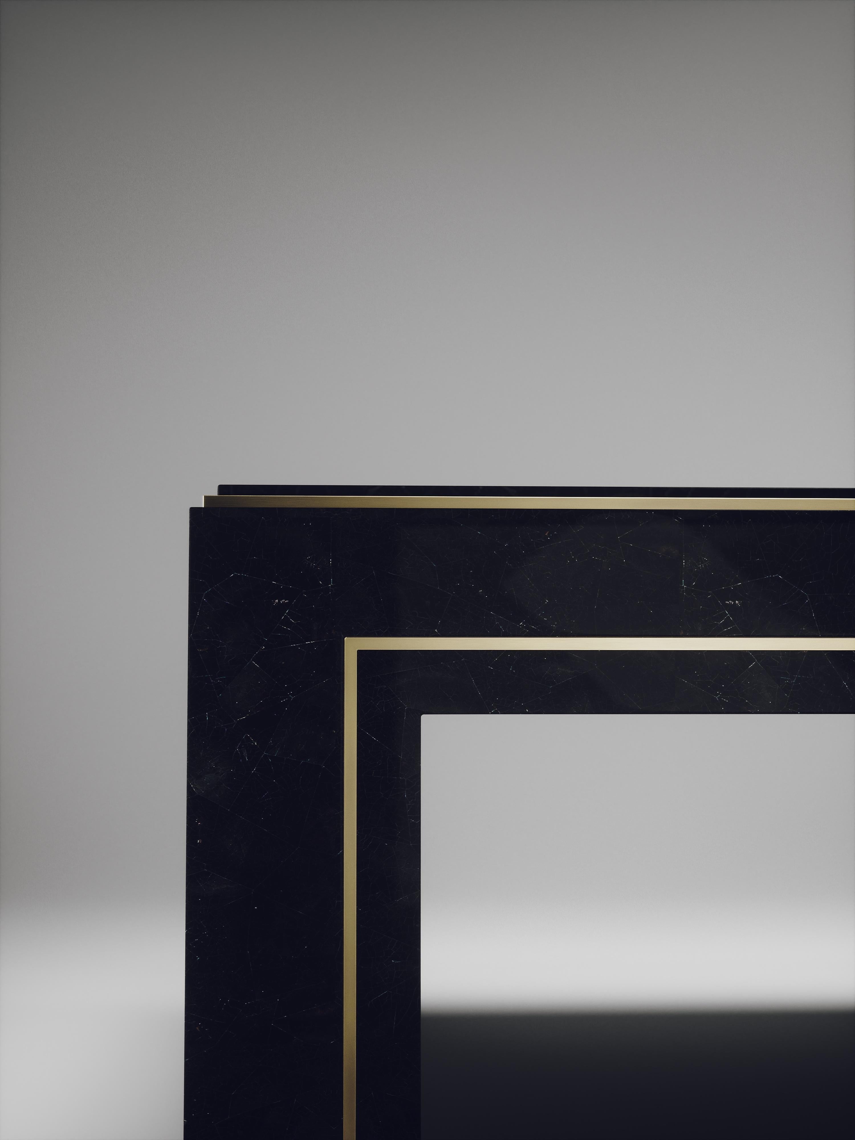 https://a.1stdibscdn.com/shell-coffee-table-with-bronze-patina-brass-accents-by-r-y-augousti-for-sale-picture-5/f_45491/f_248166321628412243687/30004_master.jpg