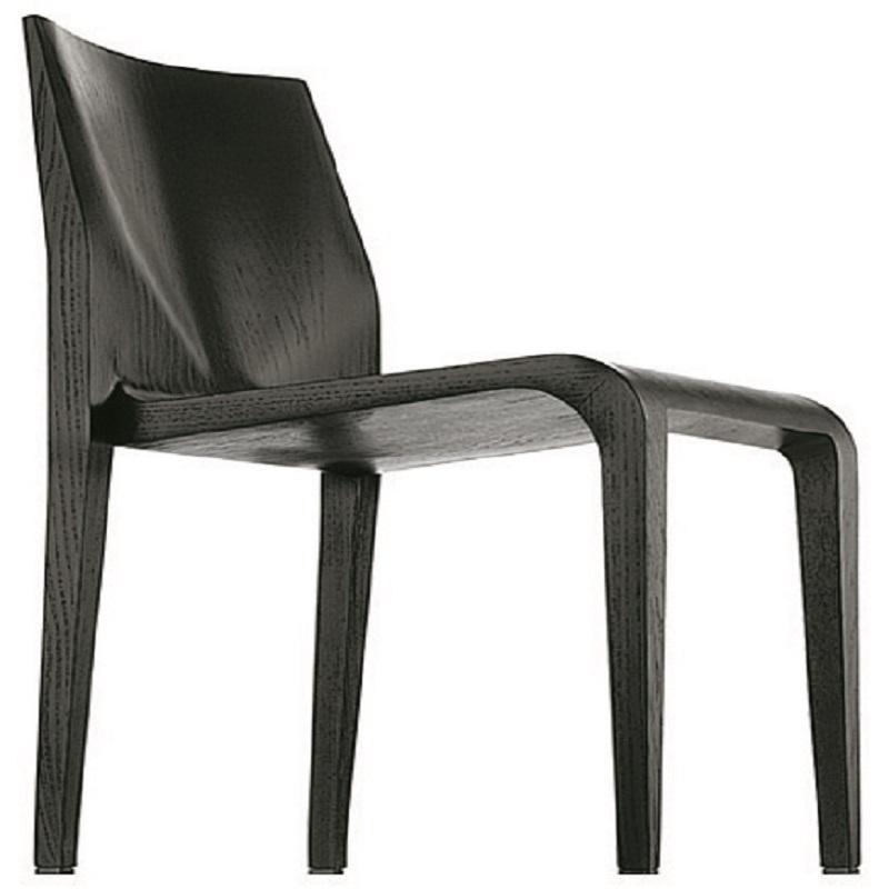 https://a.1stdibscdn.com/alias-301-laleggera-chair-in-black-color-stained-wood-by-riccardo-blumer-for-sale-picture-3/22569652/f_308131021665555236021/301_TBTE_master.jpg