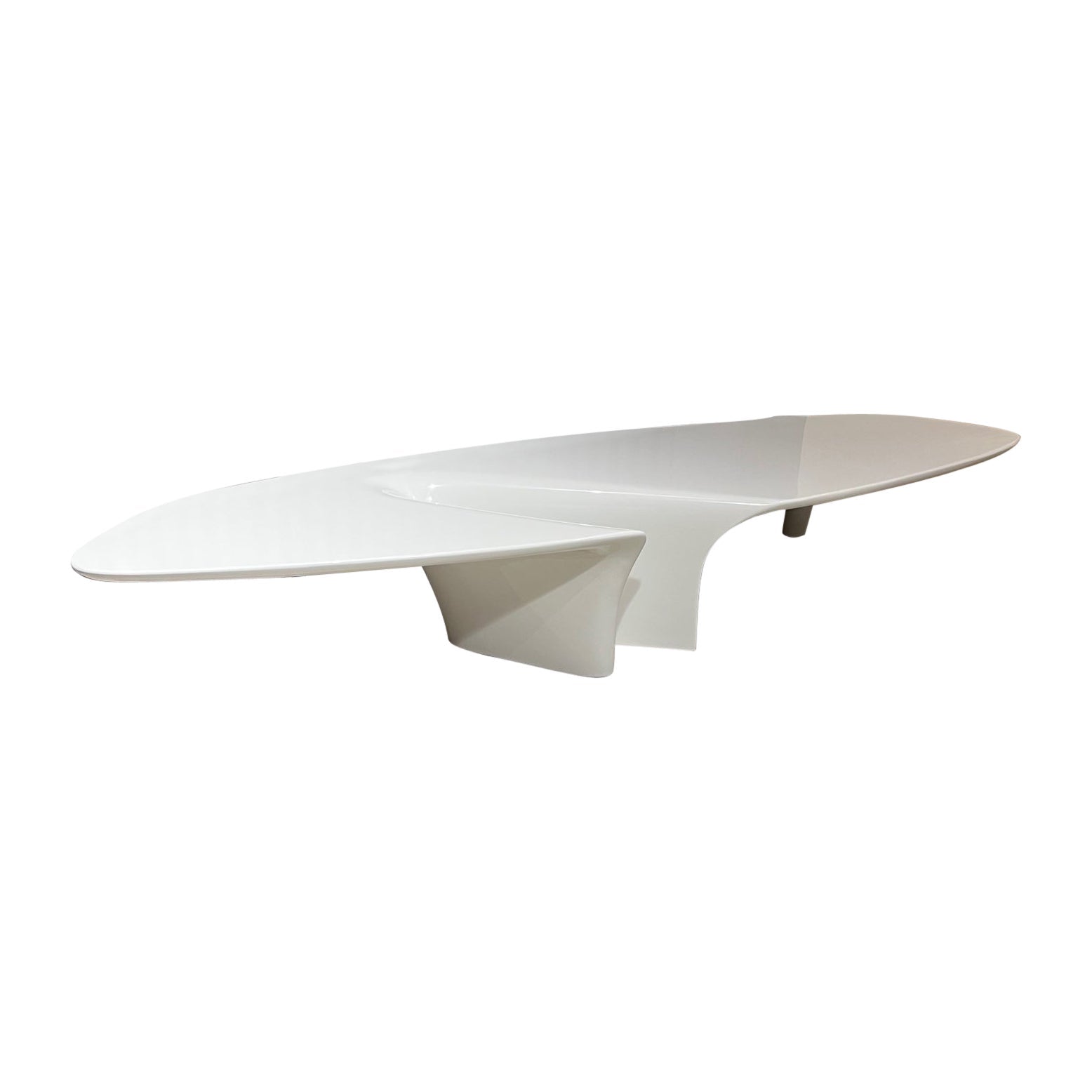 https://a.1stdibscdn.com/waterfall-contemporary-glossy-white-lacquer-coffee-table-by-driade-for-sale/1121189/f_303047321662743232930/30304732_datamatics.jpg