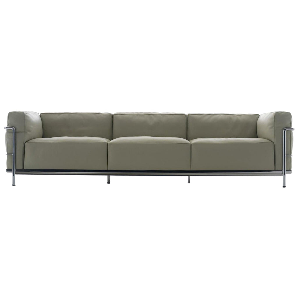 https://a.1stdibscdn.com/le-corbusier-p-jeanneret-charlotte-perriand-lc3-divano-sofa-by-cassina-for-sale/1121189/f_306964921665225537233/30696492_datamatics.jpg