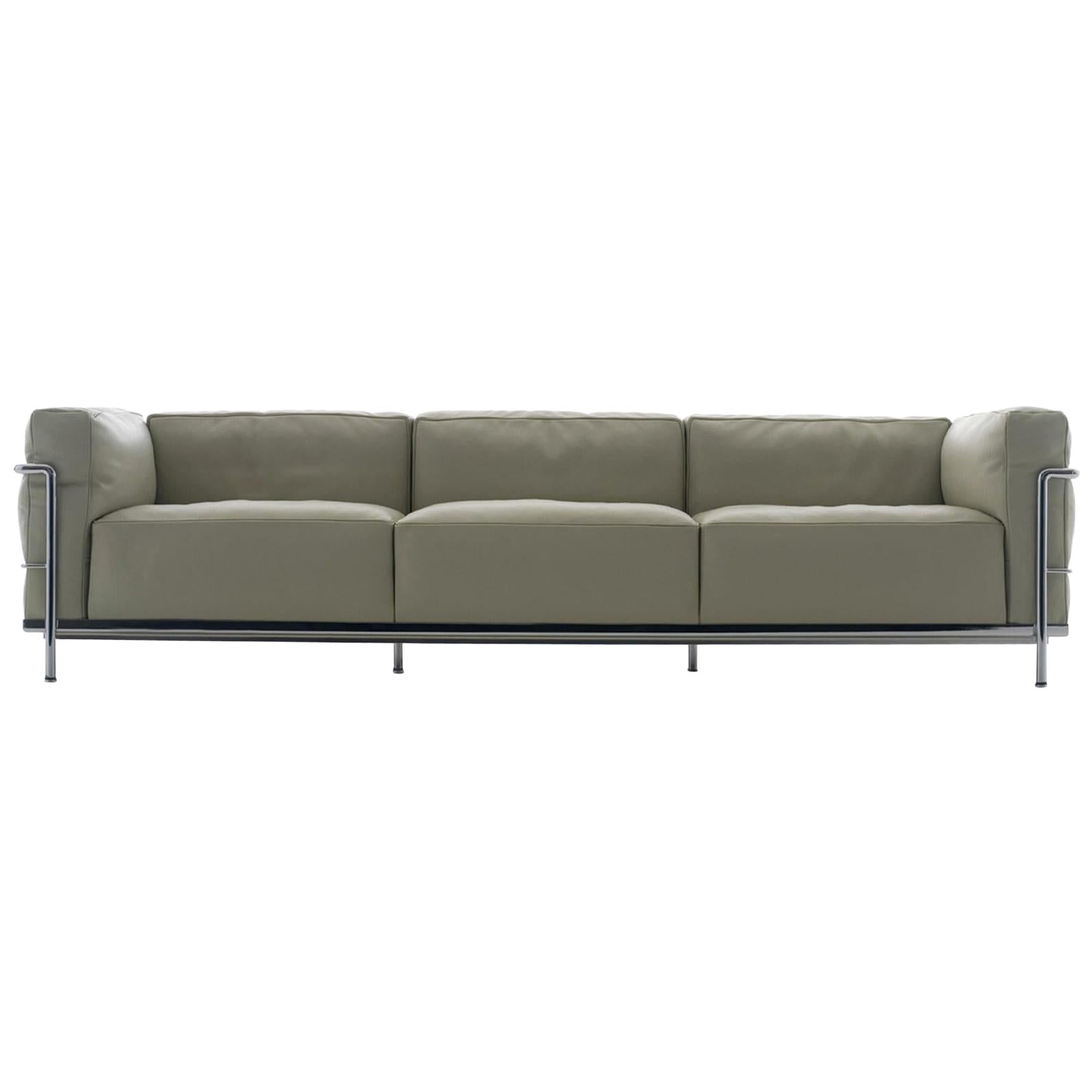 https://a.1stdibscdn.com/le-corbusier-p-jeanneret-charlotte-perriand-lc3-divano-sofa-by-cassina-for-sale/1121189/f_306964921665225537233/30696492_datamatics.jpg