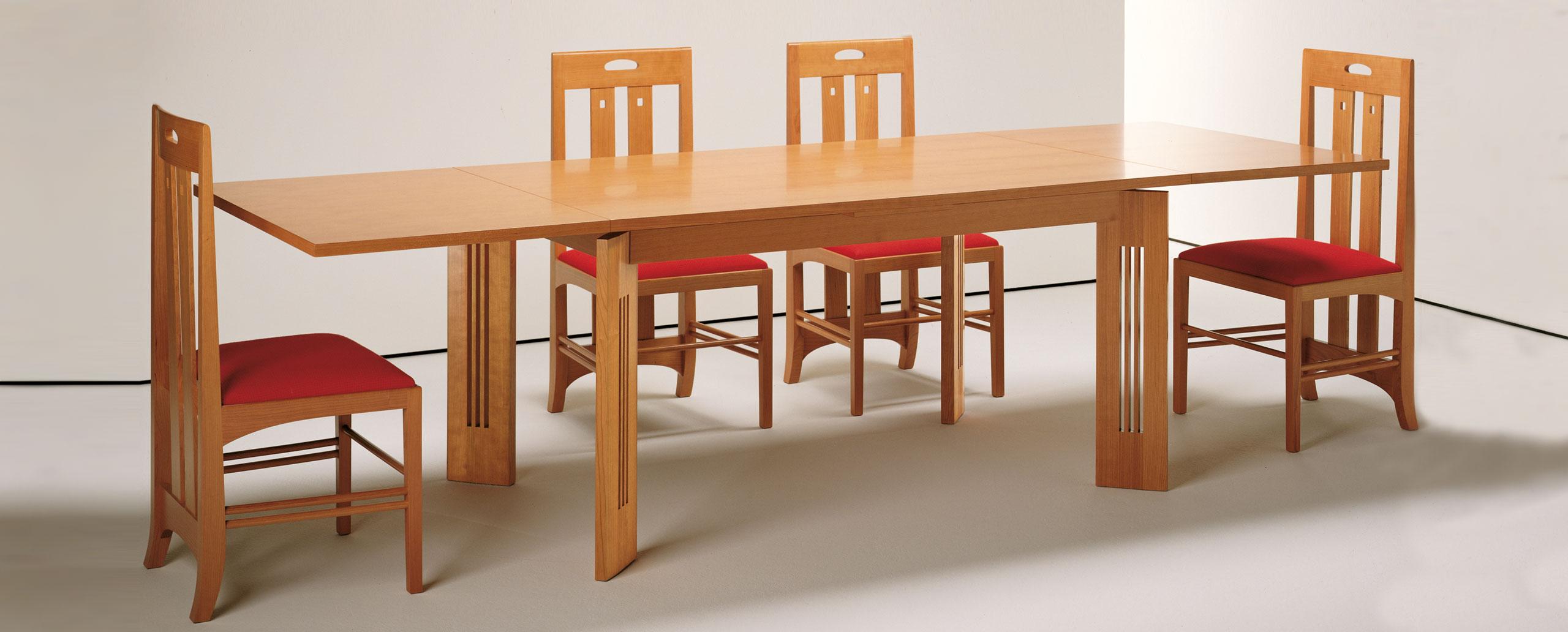 https://a.1stdibscdn.com/charles-rennie-mackintosh-320-berlino-extendable-table-by-cassina-for-sale-picture-5/f_14272/f_492406921773642586932/320_berlino_table_2_master.jpg