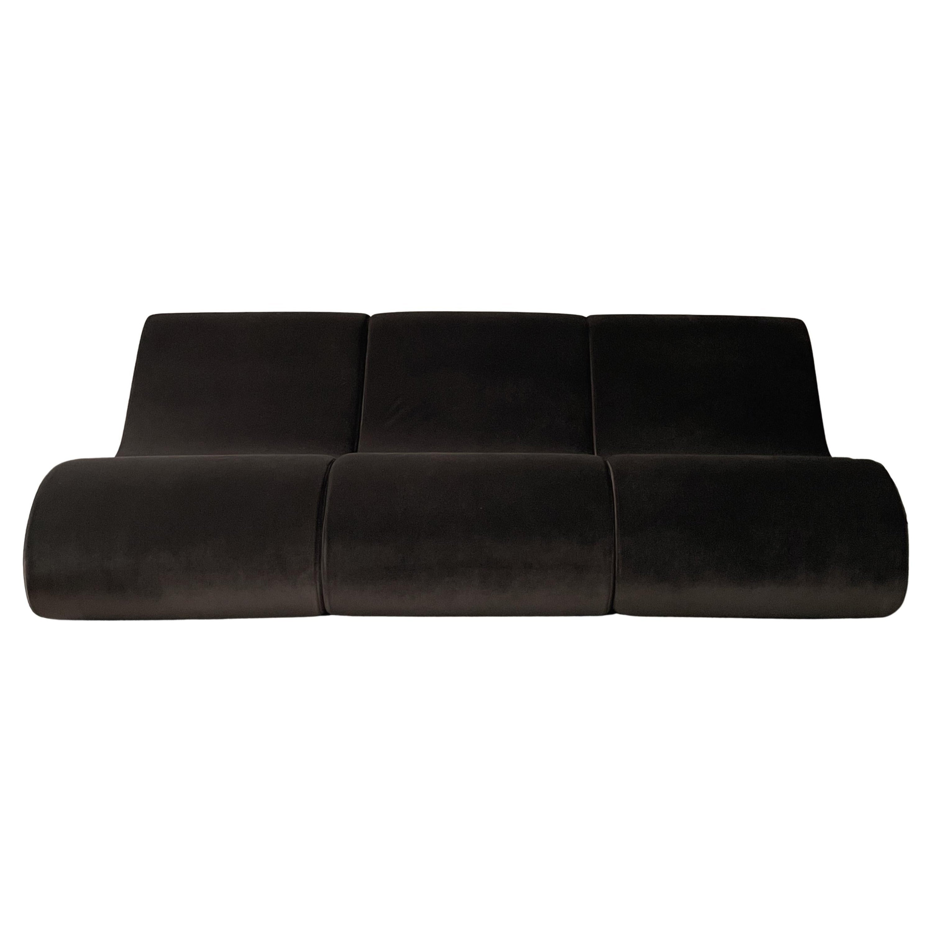 https://a.1stdibscdn.com/wood-frame-organic-dark-brown-fabric-modular-sofa-by-kar-for-sale/1121189/f_327068221676122266631/32706822_datamatics.jpg