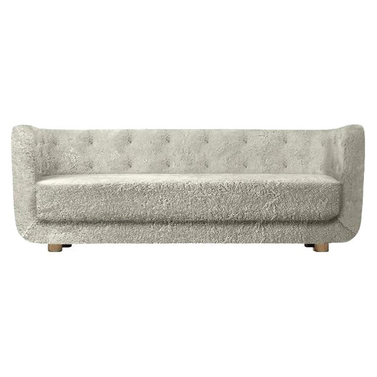 https://a.1stdibscdn.com/green-tea-sheepskin-and-natural-oak-vilhelm-sofa-by-lassen-for-sale/1121189/f_329285921677314367044/32928592_datamatics.jpg