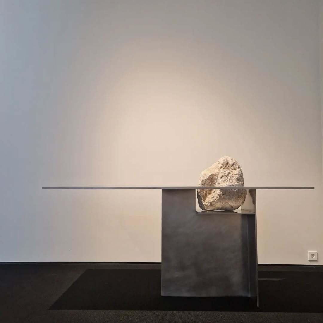 https://a.1stdibscdn.com/contemporary-block-form-stainless-steel-table-with-natural-stone-by-lee-sisan-for-sale-picture-8/f_12192/f_380117421745418233016/331120484_698642658632122_9194116976086733299_n_master.jpg