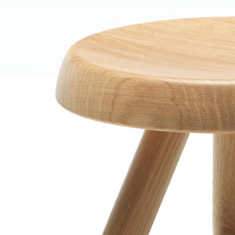 https://a.1stdibscdn.com/charlotte-perriand-berger-wood-stool-by-cassina-for-sale-picture-3/f_14272/f_277937121647336406307/3333333_master.jpg?width=768
