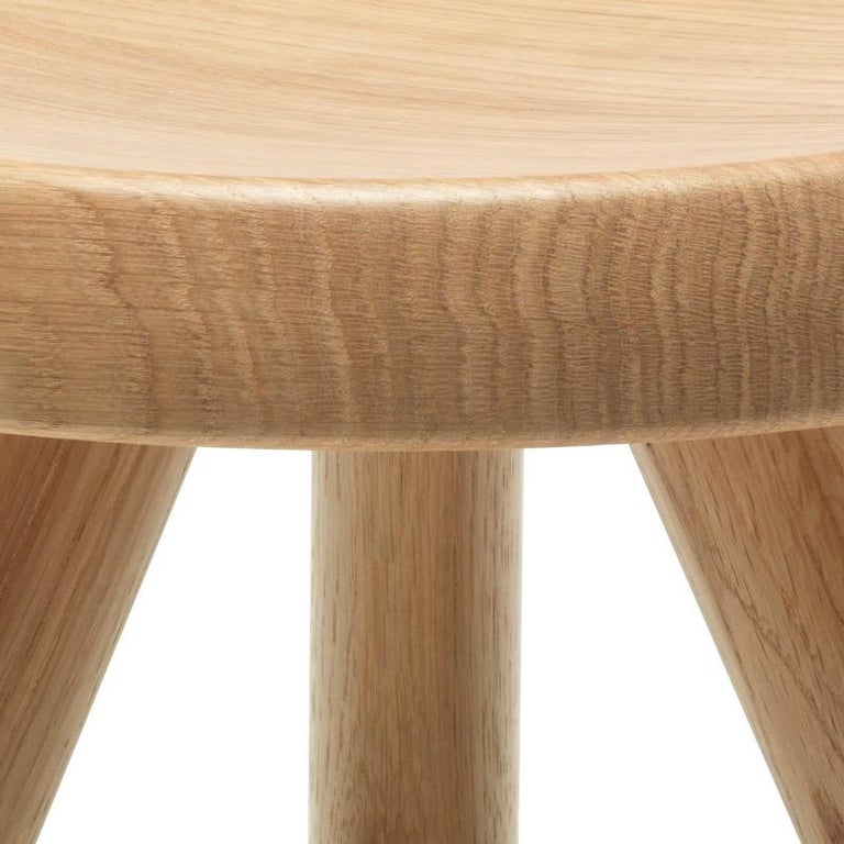 https://a.1stdibscdn.com/charlotte-perriand-berger-wood-stool-by-cassina-for-sale-picture-9/f_14272/f_388858821710681673763/3333_master.jpg?width=768