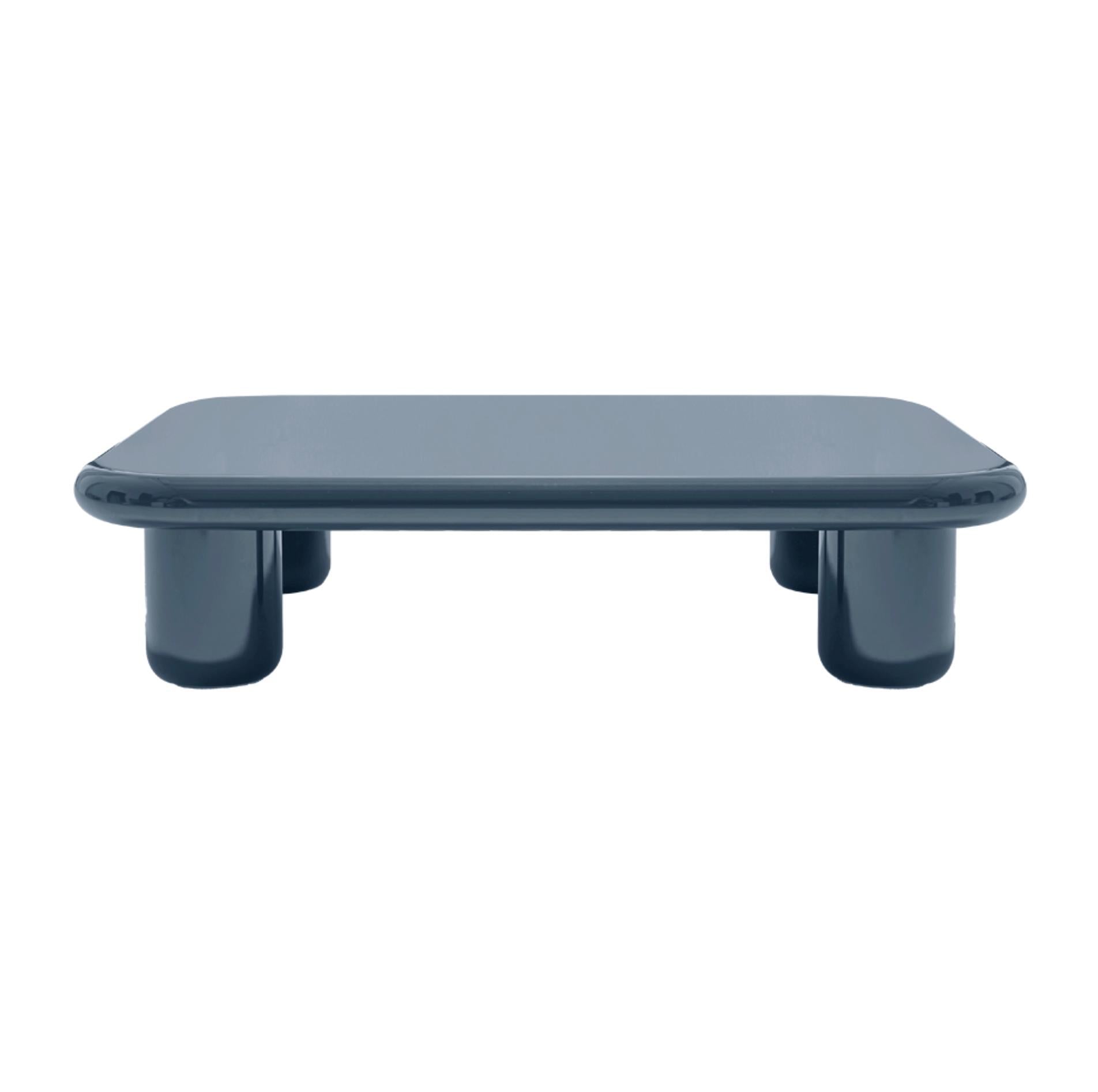https://a.1stdibscdn.com/coffee-table-mogg-bilbao-glossy-lacquered-120120-cm-472d-472-inch-for-sale-picture-4/f_105752/f_479847021765653314341/333_master.jpg