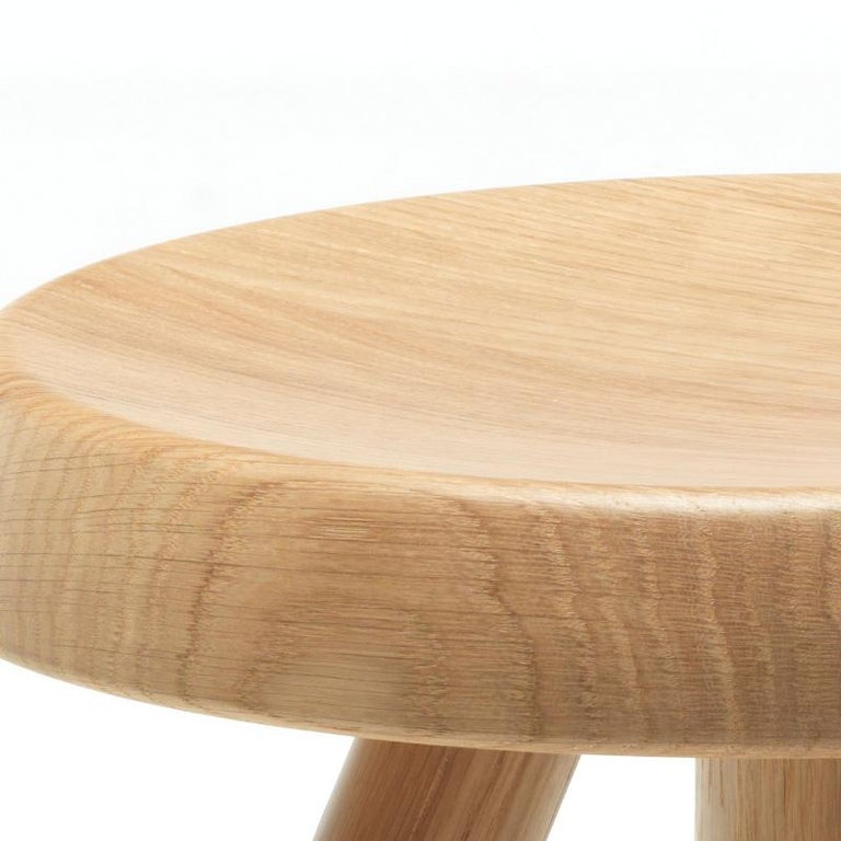 https://a.1stdibscdn.com/charlotte-perriand-berger-wood-stool-by-cassina-for-sale-picture-5/f_14272/f_388858821710681671130/333_master.jpg?width=768