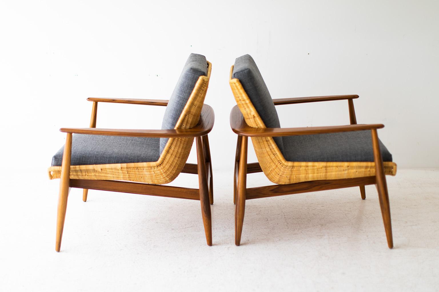 https://a.1stdibscdn.com/peabody-wicker-chairs-modern-wicker-chairs-teak-and-thick-weave-for-sale-picture-3/f_9720/f_324576721675452448112/34019512_modern_wicker_chairs_32546561_master.jpg