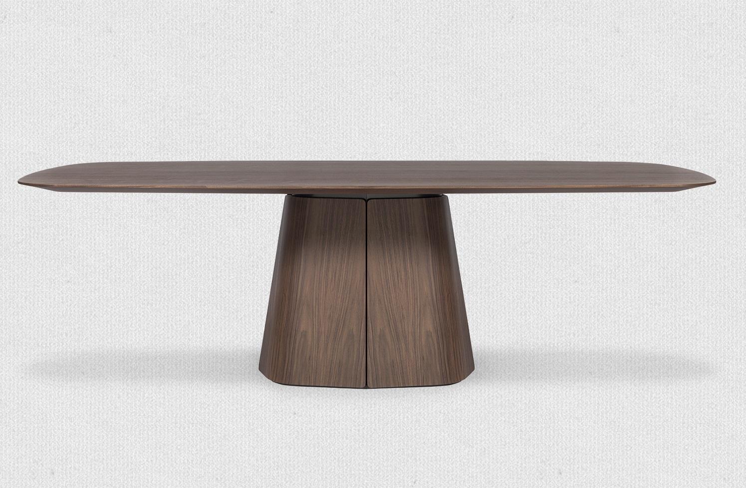 https://a.1stdibscdn.com/shaped-oval-table-in-black-stained-solid-oak-for-sale-picture-3/f_27693/f_400884621717791144433/345906507_966620184773952_3642194095527048344_n_master.jpg