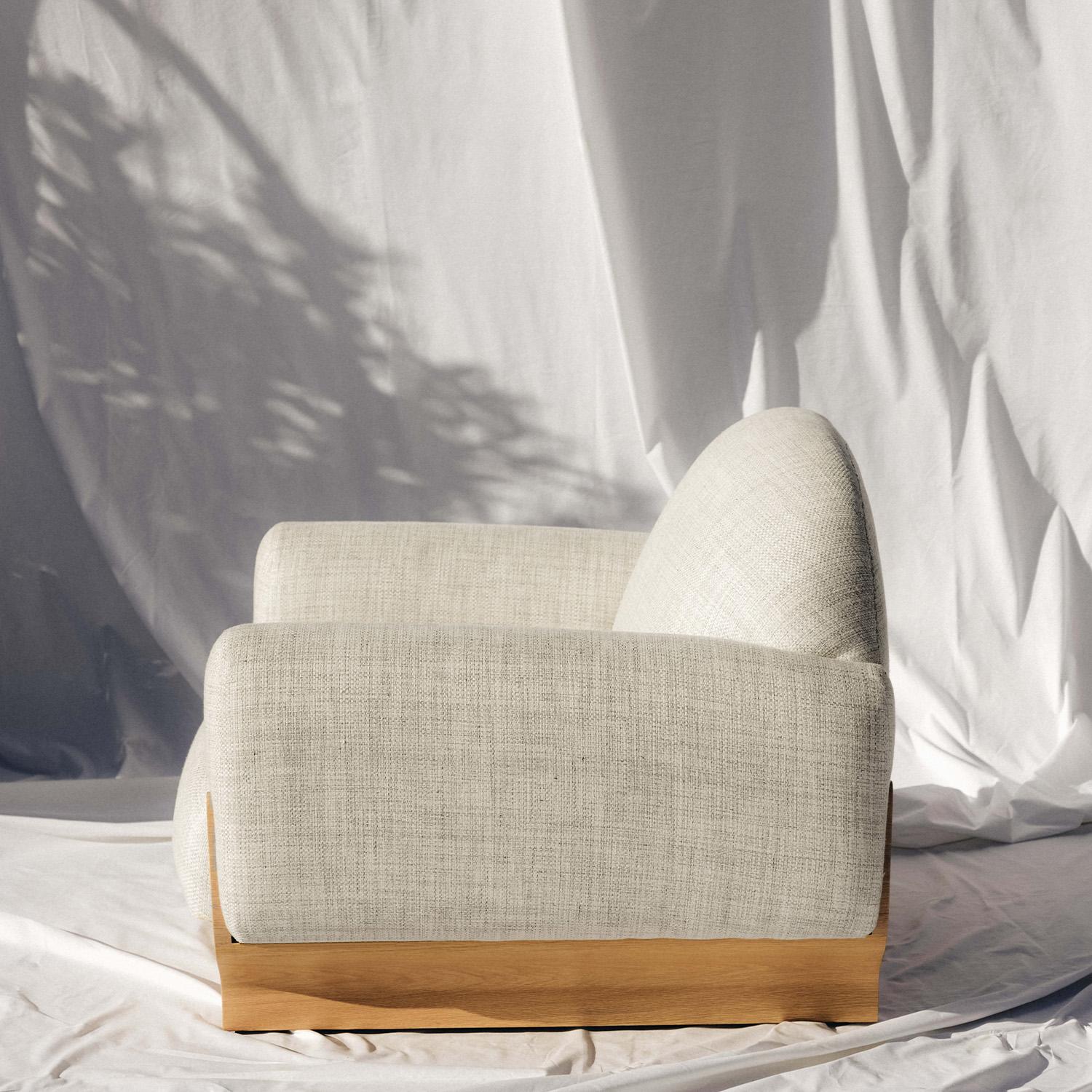 https://a.1stdibscdn.com/21st-century-copacabana-armchair-darkened-oak-base-by-duistt-for-sale-picture-9/f_63222/f_475837421763470103459/_356_copacabana_armchair_duistt_iv_20250410193938_master.jpg