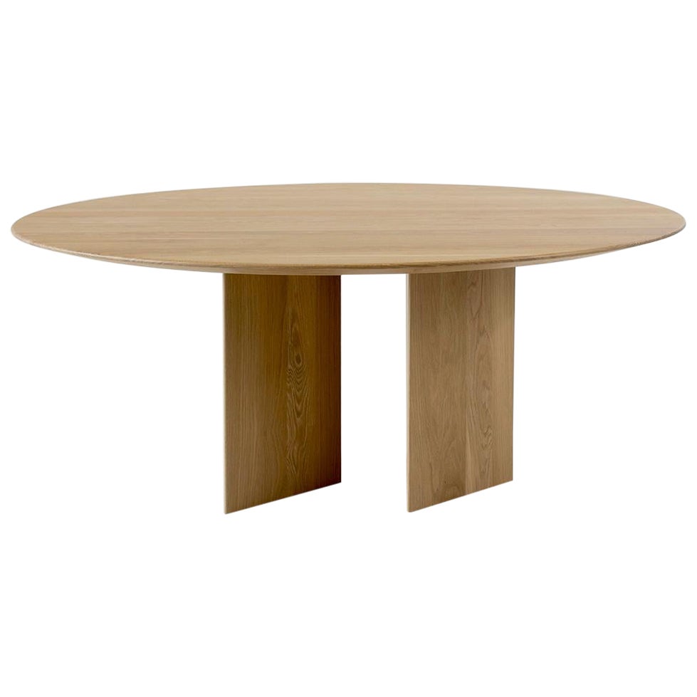 https://a.1stdibscdn.com/claste-great-expectation-round-table-for-sale/1121189/f_361001921694512741604/36100192_datamatics.jpg