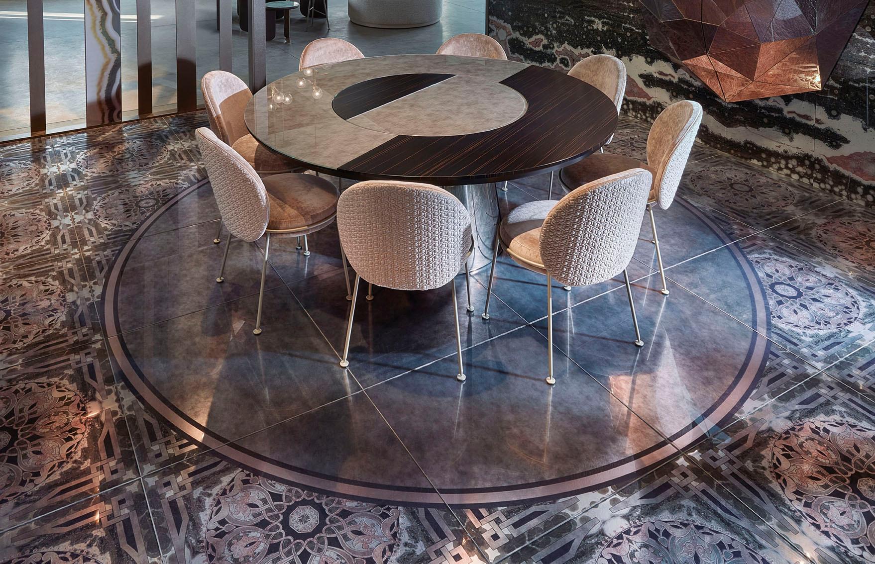 https://a.1stdibscdn.com/round-table-metal-frame-legs-glossy-or-satin-ebony-or-oak-customizable-for-sale-picture-5/f_46622/f_250646521629991255174/362_SRGX_Expo13_2021_DC_R_master.jpg