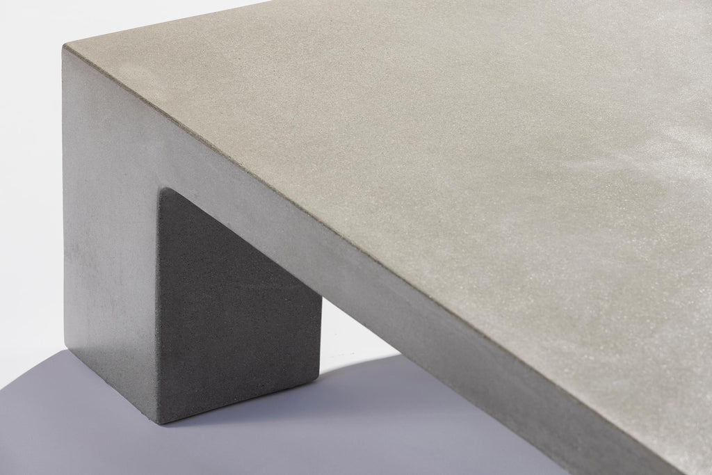 https://a.1stdibscdn.com/james-de-wulf-block-coffee-table-square-60-x-60-for-sale-picture-5/f_12242/f_304189521663117823798/365A4629_master.jpg